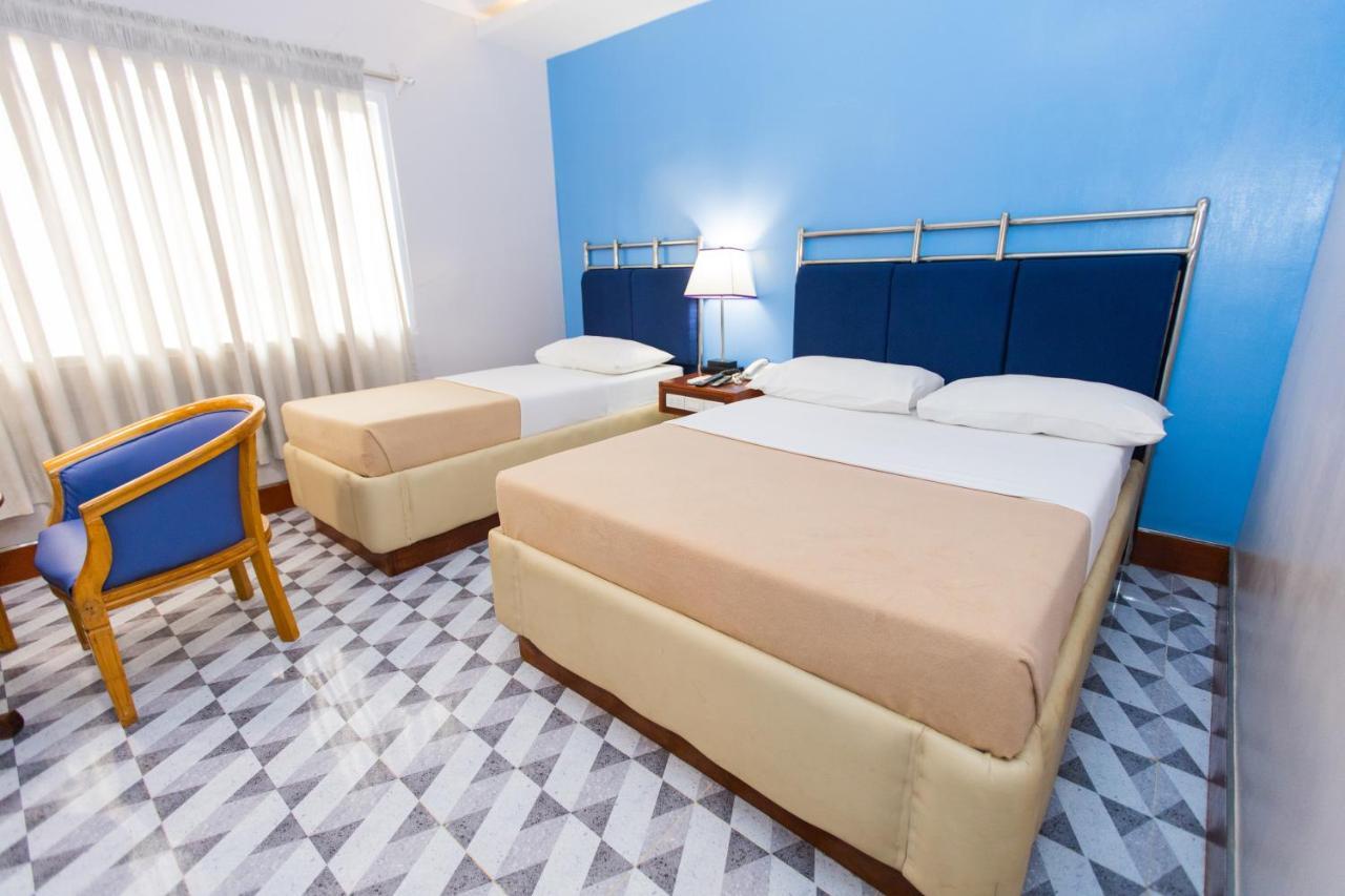 Hotel Valencia Екстериор снимка