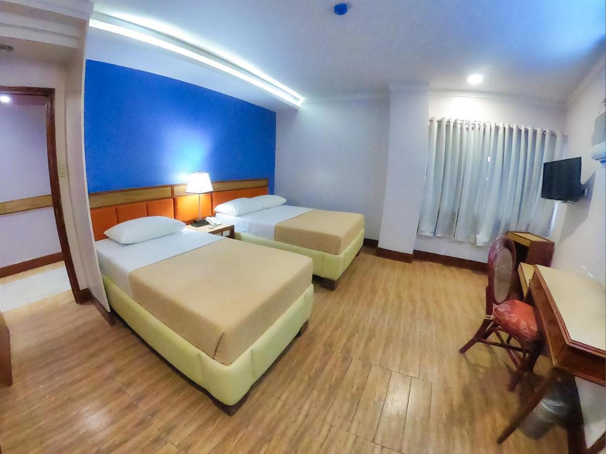 Hotel Valencia Екстериор снимка